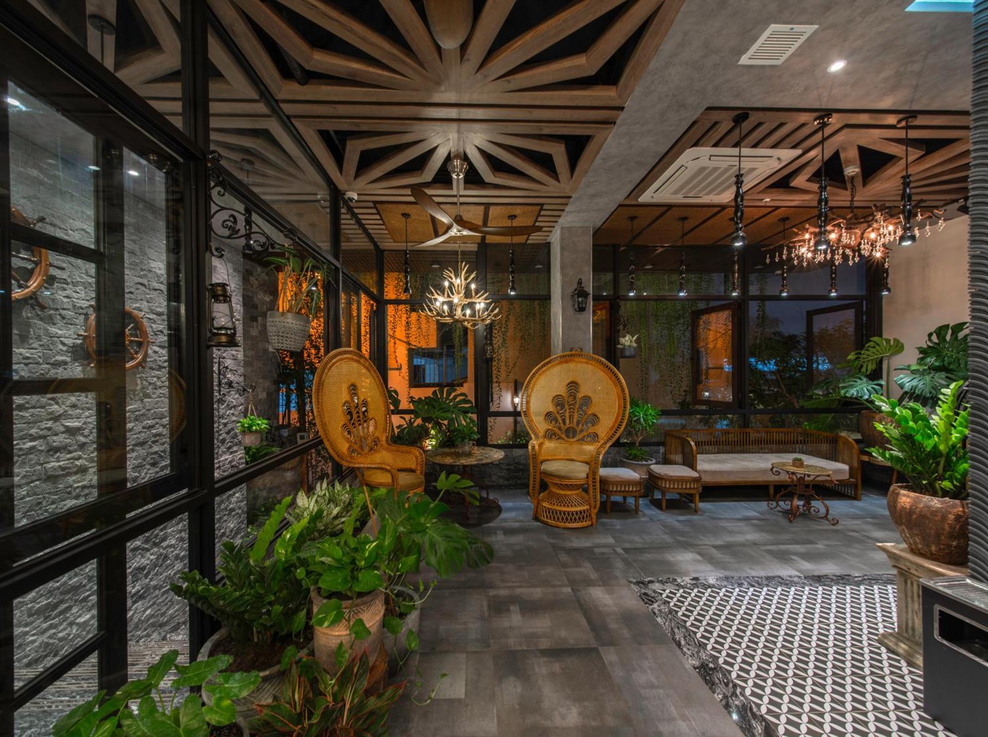 Aaron Boutique Hotel Nha Trang Extérieur photo