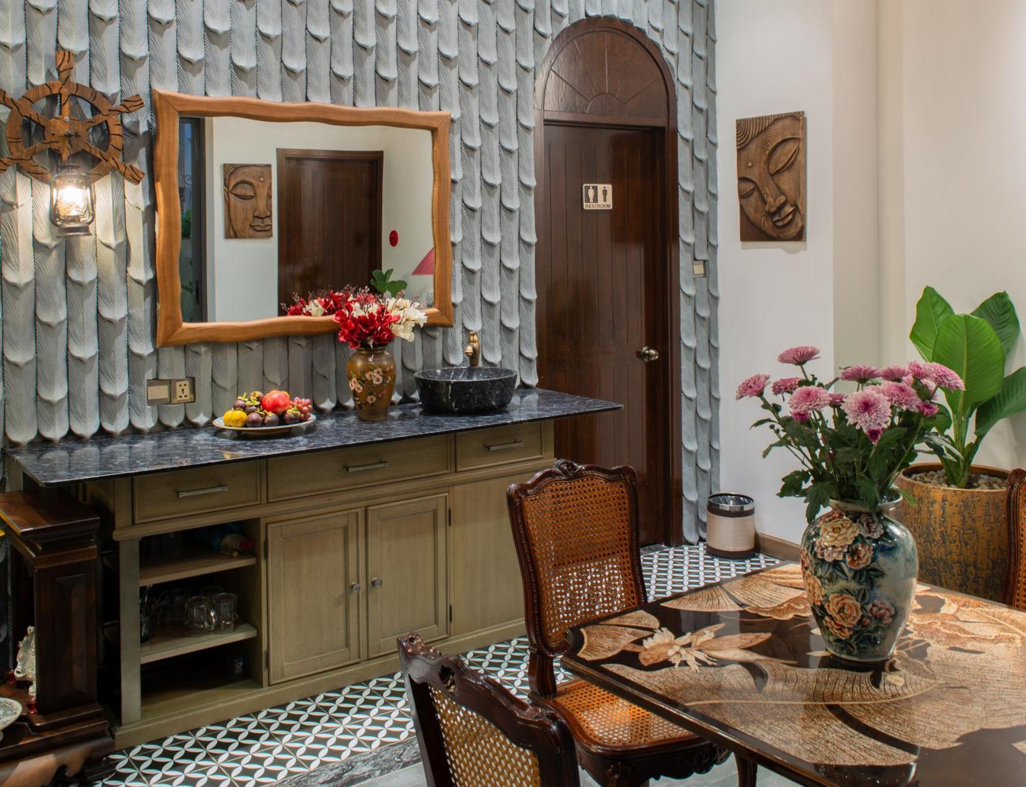 Aaron Boutique Hotel Nha Trang Extérieur photo